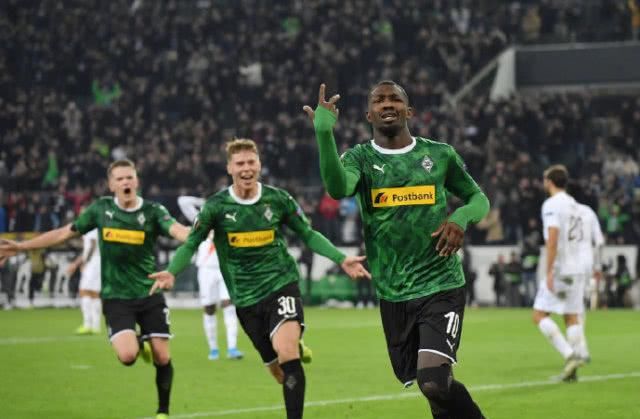 让我们拭目 让我们拭目