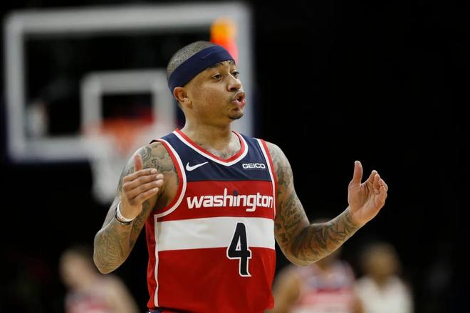 出这两支球 出这两支球