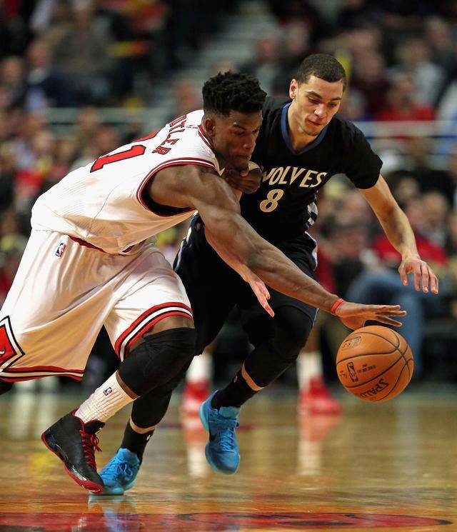 中国冰球发 中国冰球发