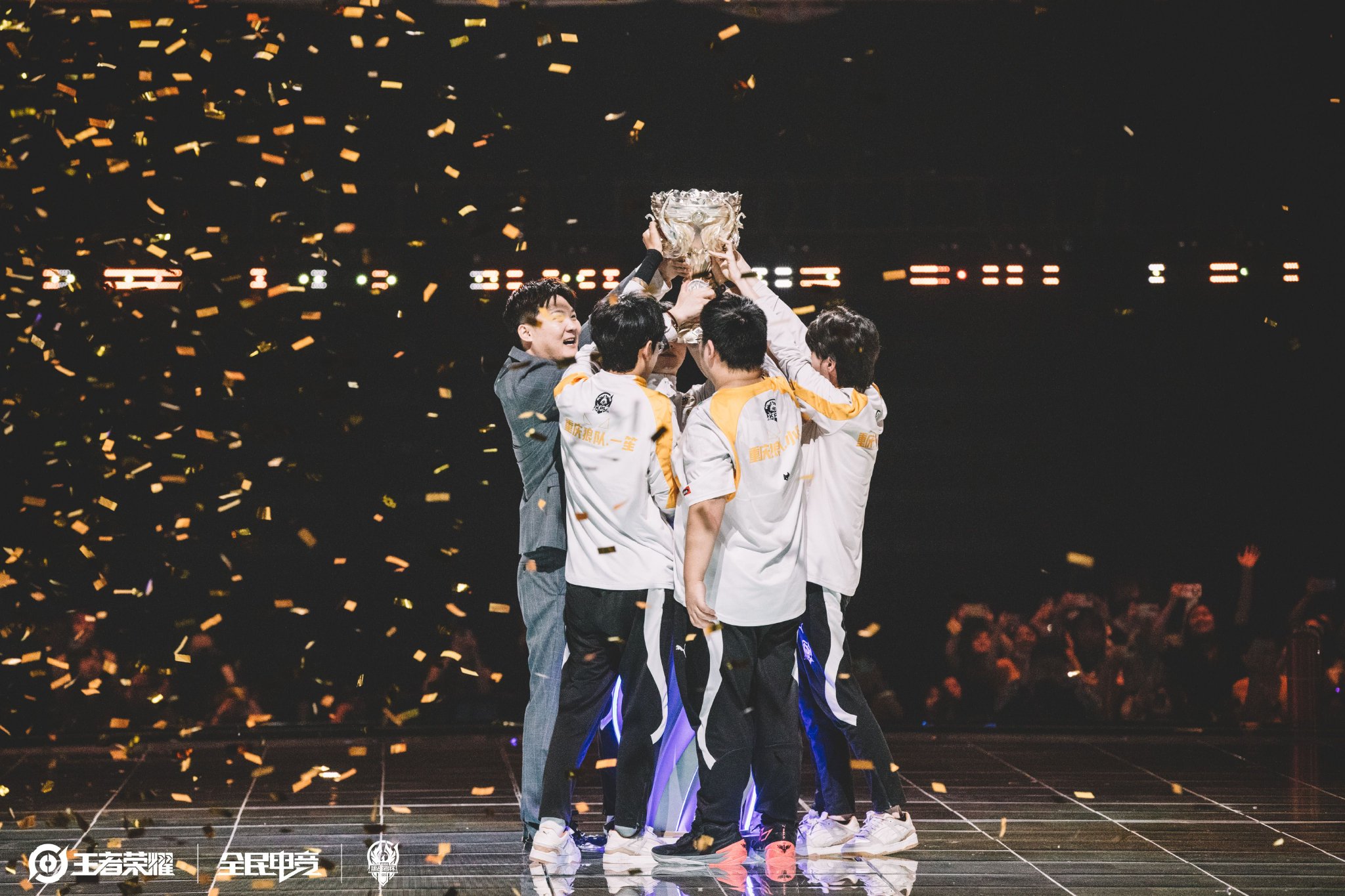 靠球星个人 靠球星个人