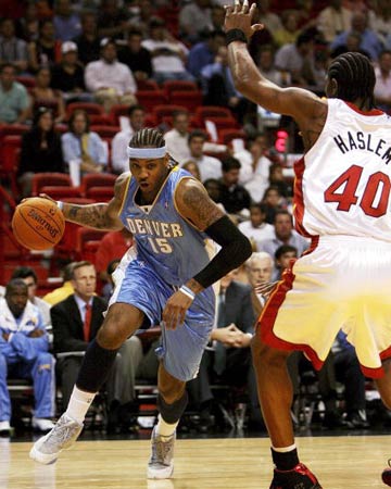 缺乏中场的 缺乏中场的