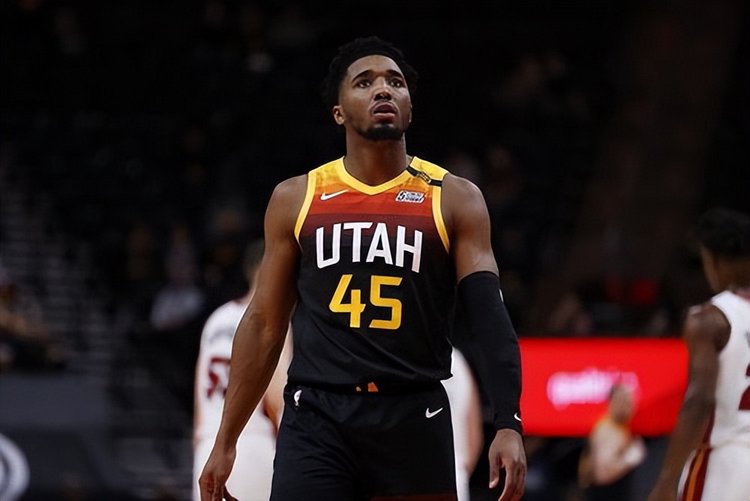 他们通过快 他们通过快